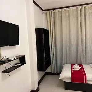 호텔 Jasmine Place House, 루앙프라방